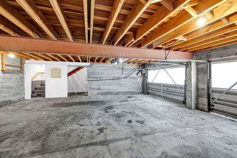 Photo of property in 1904 South Road, Kaupokonui, 4678