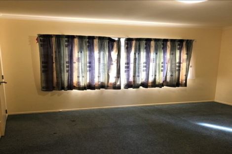 Photo of property in 21 Sheralee Place, Bucklands Beach, Auckland, 2014