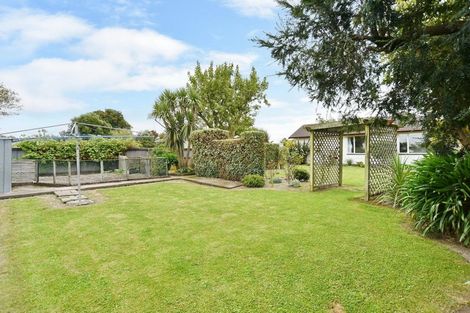 Photo of property in 8 Douglas Street, Rangiora, 7400