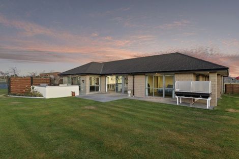 Photo of property in 11 Brampton Drive, West Melton, 7618