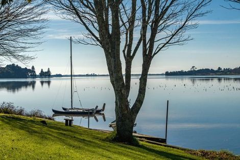 Photo of property in 205 Welcome Bay Road, Welcome Bay, Tauranga, 3112