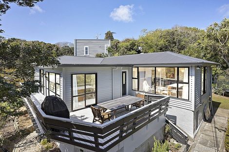 Photo of property in 37 Randwick Road, Northland, Wellington, 6012