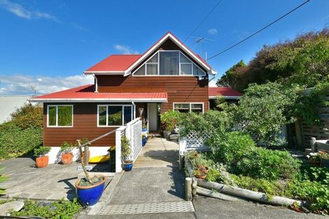 Photo of property in 20 Tindalls Bay Road, Tindalls Beach, Whangaparaoa, 0930