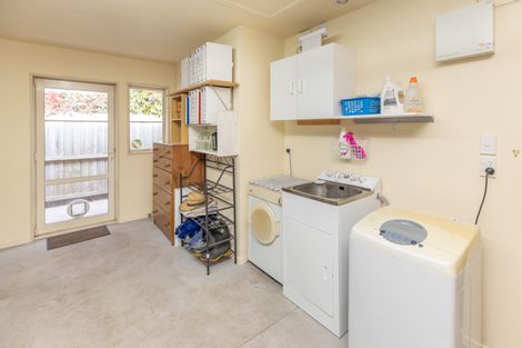 Photo of property in 10 Harrys Way, Redwood, Christchurch, 8051