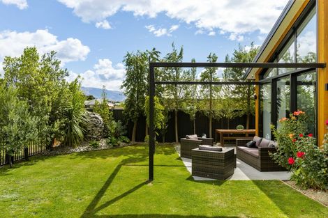 Photo of property in 15 Neason Place, Cromwell, 9310