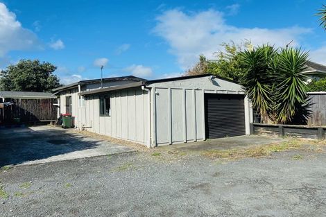 Photo of property in 122 Mahia Road, Wattle Downs, Auckland, 2103