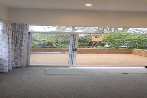 Photo of property in 52 Moore Street, Hillcrest, Auckland, 0627