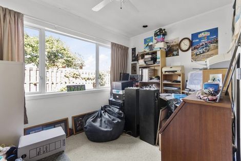 Photo of property in 2 Ashdown Place, Pahurehure, Papakura, 2113