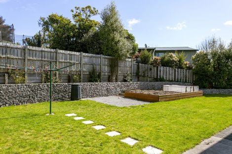 Photo of property in 14 Wembley Place, Richmond Heights, Taupo, 3330