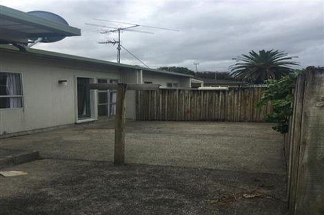 Photo of property in 20 Gifford Road, Papatoetoe, Auckland, 2025