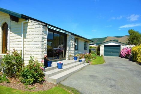 Photo of property in 3 Andrew Street, Waimate, 7924