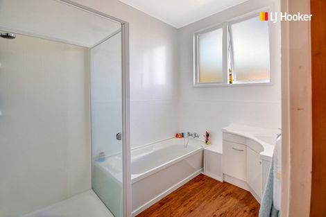 Photo of property in 7 Kinmont Crescent, Kinmont Park, Mosgiel, 9024