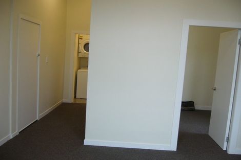 Photo of property in 4 Hawker Street, Mount Victoria, Wellington, 6011