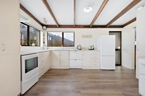 Photo of property in 4 Remarkables Crescent, Frankton, Queenstown, 9300
