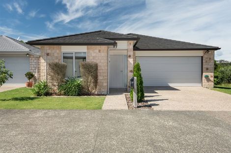 Photo of property in 39 Scoria Close, Pyes Pa, Tauranga, 3112
