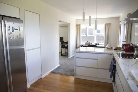 Photo of property in 49 Oriana Crescent, Hornby, Christchurch, 8042