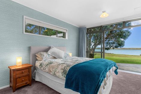 Photo of property in 585 Cove Road, Waipu, 0582