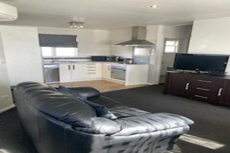 Photo of property in 4/102 Springfield Road, St Albans, Christchurch, 8014