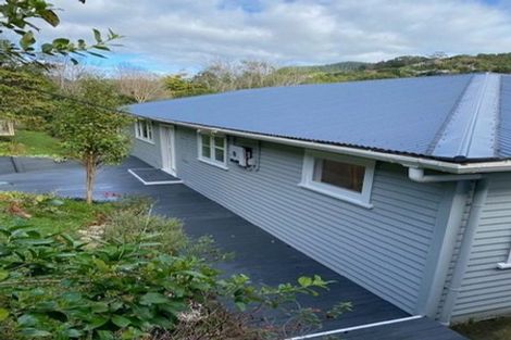 Photo of property in 27 Olivia Crescent, Tawa, Wellington, 5028