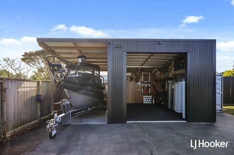 Photo of property in 11 Tatai Road, Bowentown, Waihi Beach, 3177