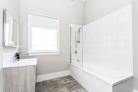 Photo of property in 84 Tomahawk Road, Andersons Bay, Dunedin, 9013