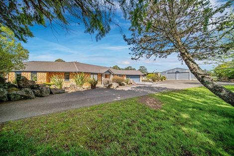 Photo of property in 131 Foster Road, Kumeu, 0891
