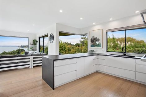 Photo of property in 162a Clovelly Road, Bucklands Beach, Auckland, 2012