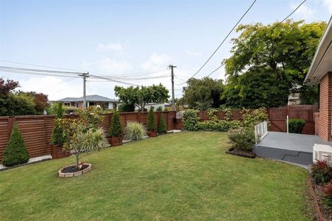 Photo of property in 35 Dunedin Street, Redwood, Christchurch, 8051