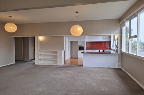 Photo of property in 105 Campbell Road, One Tree Hill, Auckland, 1061