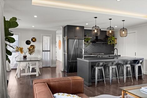 Photo of property in 23 Rich Rise, Havelock North, 4130