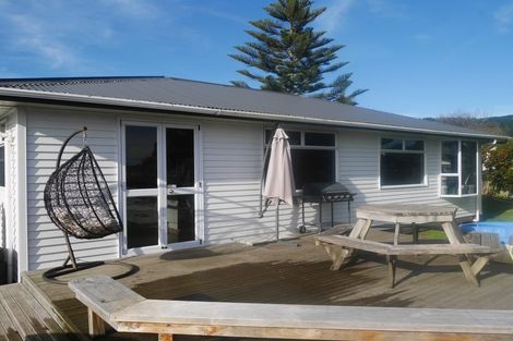 Photo of property in 66 Makarini Street, Paraparaumu, 5032