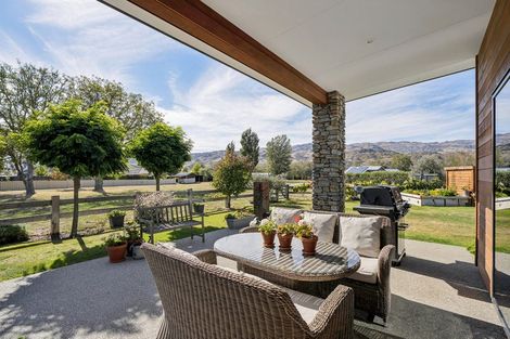 Photo of property in 54 Stratford Drive, Mount Pisa, Cromwell, 9383