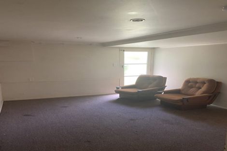 Photo of property in 30 Hillcrest Road, Hillcrest, Hamilton, 3216