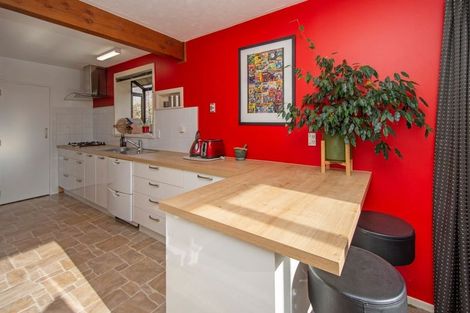 Photo of property in 56 Effingham Street, North New Brighton, Christchurch, 8083