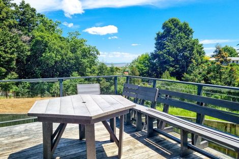 Photo of property in 128 Korokoro Crescent, Thames, 3500