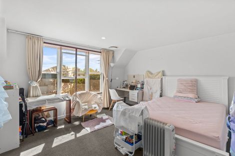 Photo of property in 68 Greers Road, Burnside, Christchurch, 8041