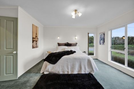 Photo of property in 625 Frankley Road, Hurworth, New Plymouth, 4371