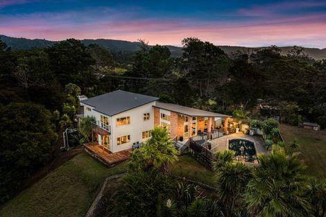 Photo of property in 174 Forest Hill Road, Henderson, Auckland, 0612