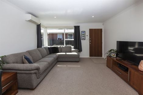 Photo of property in 96b Crofton Road, Harewood, Christchurch, 8051