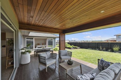 Photo of property in 32 Glaisdale Crescent, Flagstaff, Hamilton, 3210