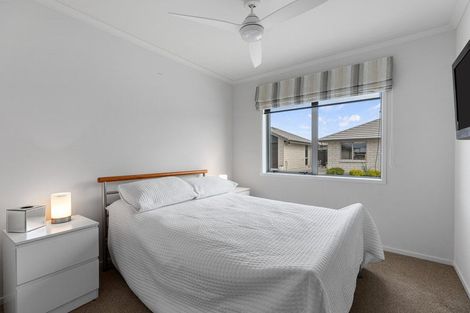 Photo of property in 3 Crest Way, Papamoa, 3118