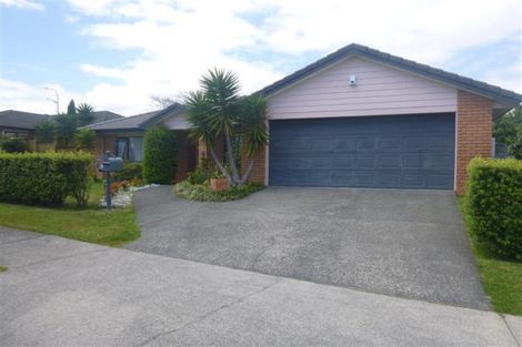 Photo of property in 4 Sandwick Drive, Weymouth, Auckland, 2103