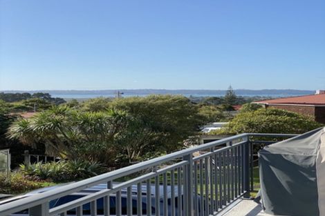 Photo of property in 192 Royal Road, Massey, Auckland, 0614