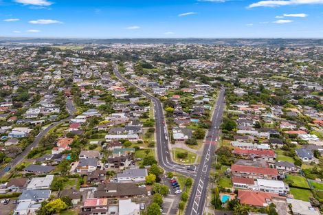 Photo of property in 19 Knights Road, Rothesay Bay, Auckland, 0630