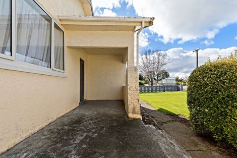 Photo of property in 10 Oturi Road, Waverley, 4510