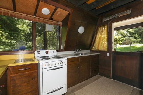 Photo of property in 42 Okawa Bay Road, Tikitere, Rotorua, 3074