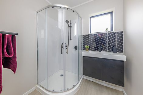 Photo of property in 44 Manston Road, Mangere, Auckland, 2022