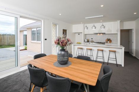 Photo of property in 41 Ruru Street, Cambridge, 3434