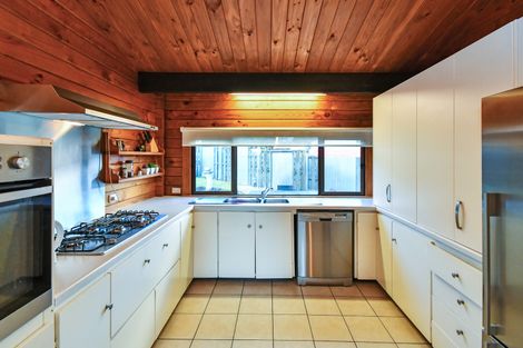 Photo of property in 137 Everglade Drive, Totara Heights, Auckland, 2105