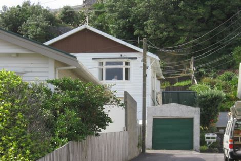 Photo of property in 26 Trent Street, Island Bay, Wellington, 6023